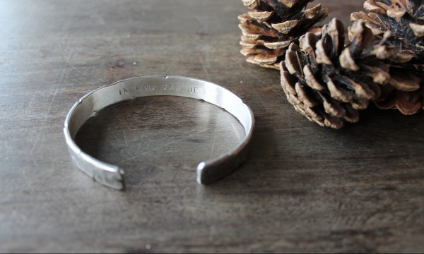 armband, binnenkant tekst "ik hou van je"